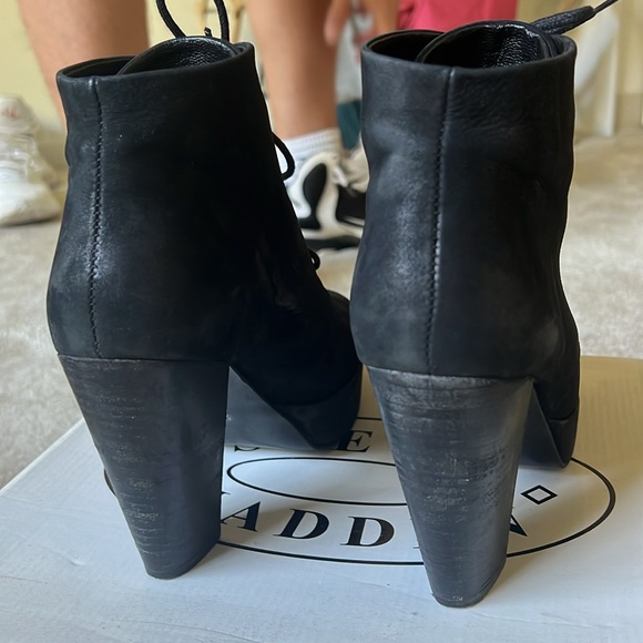 Steve Madden Raspy Booties - Picture 4 of 8